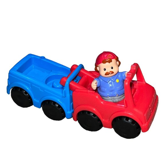Fisher Price Little People Tow Truck Driver & Car Set - Picture 1 of 2